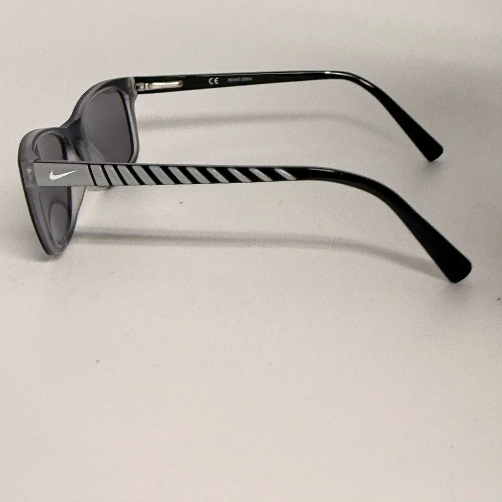 Nike‎ 5509 018 Rectangular Sunglasses Matte Black Grey Striped Temples 48-17-130